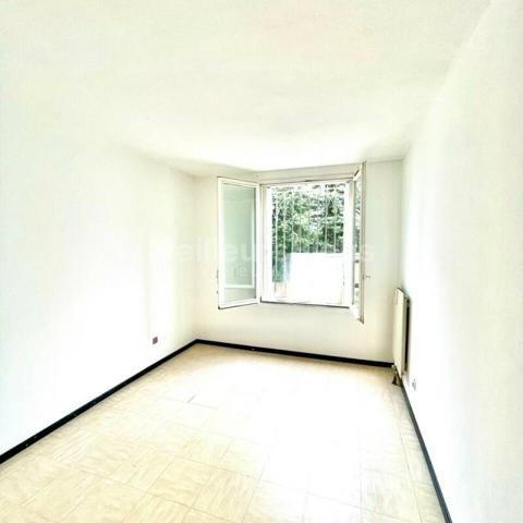 Fréjus proche centre - 4 pièces 90 m2  rez de jardin au calme avec garage