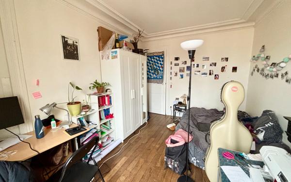 Appartement à vendre    3 pièces • 48,17 m2 Paris 18