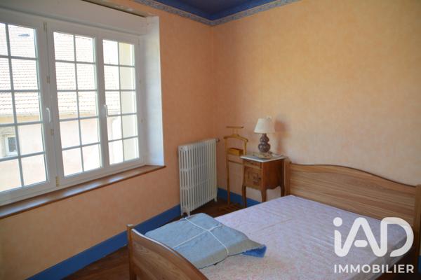 Maison à vendre 7 pièces 240 m² Isches