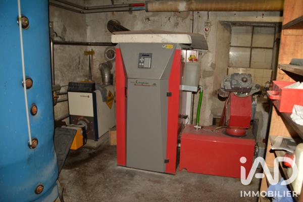Maison à vendre 7 pièces 240 m² Isches
