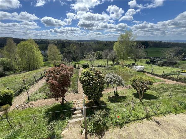 Maison à vendre |  Beynat |  4 pièces | 158 m²