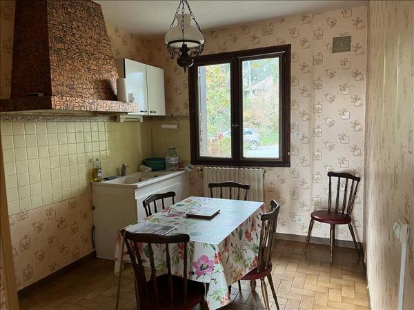 Maison à vendre |  Beynat |  4 pièces | 158 m²