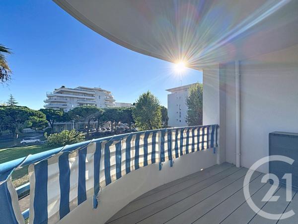 Appartement T2 à vendre  2 pièces - 37,11 m2 FREJUS - 83