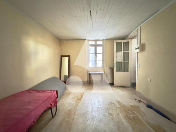 Immeuble 4 pièces 200 m2