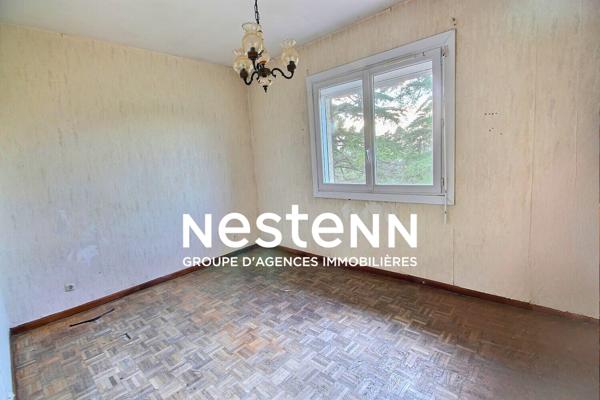 Vénissieux Limite Corbas: maison individuelle frot potentiel 1000m2 terrain sans vis à vis piscinable