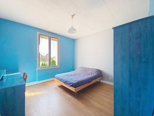 Vente                                                      Fonds de commerce
                        
                     10 pièces                      187 m2                     à Tergnier