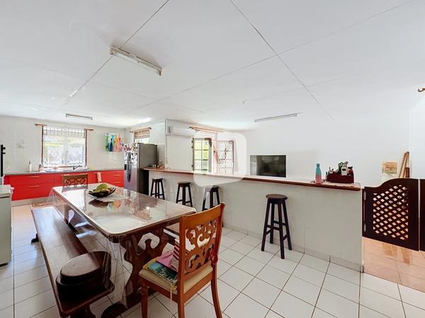 DPT GUYANE, à vendre CAYENNE Maison T4 plain pied de 163  m2 sur un terrain de 1 201 m2