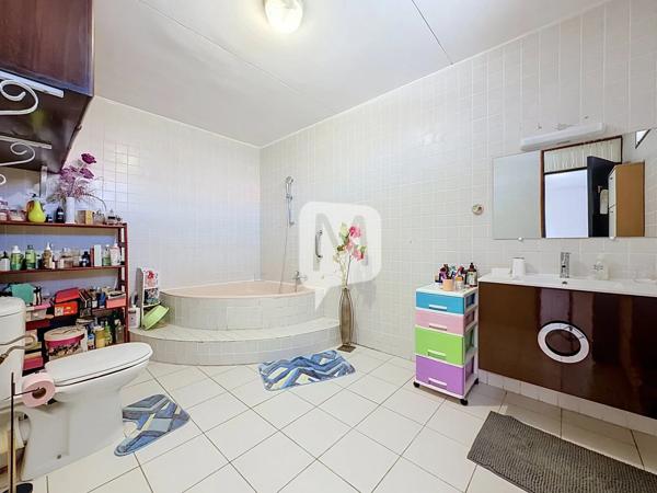 DPT GUYANE, à vendre CAYENNE Maison T4 plain pied de 163  m2 sur un terrain de 1 201 m2