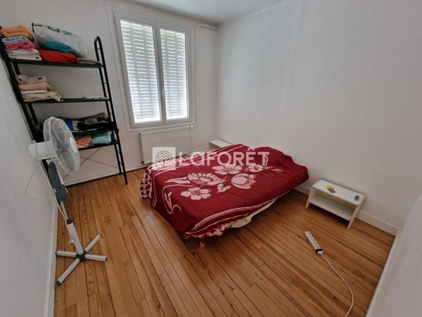 Achat immeuble Vernou-la-Celle-sur-Seine - 10 pièce(s) - 101 m² - 240 000 €