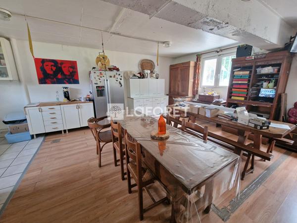 Achat immeuble Vernou-la-Celle-sur-Seine - 10 pièce(s) - 101 m² - 240 000 €