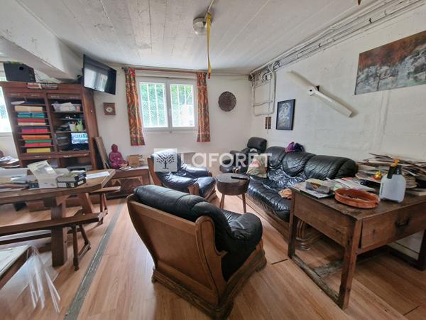 Achat immeuble Vernou-la-Celle-sur-Seine - 10 pièce(s) - 101 m² - 240 000 €