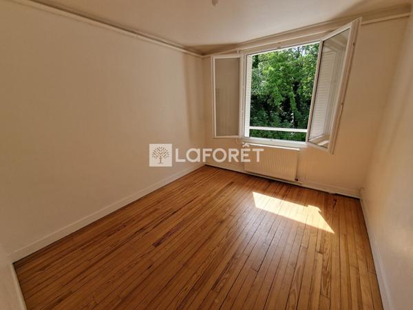 Achat immeuble Vernou-la-Celle-sur-Seine - 10 pièce(s) - 101 m² - 240 000 €