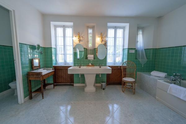 Vente Château Carcassonne 40 Pièces 3000 m²