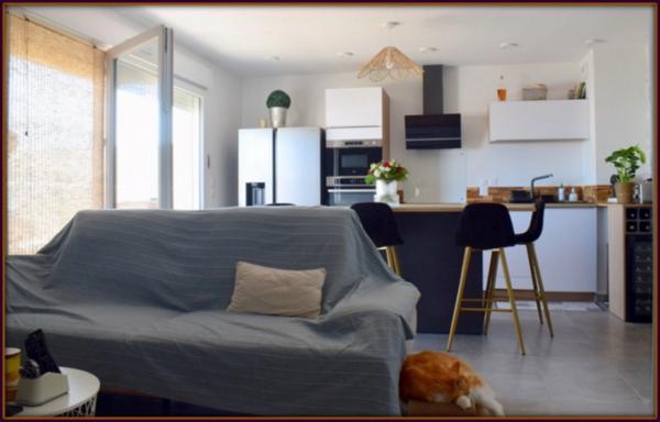 FRONTIGNAN (34) - TER 10 MIN DE MONTPELLIER - APPARTEMENT 3 PIECES 66 m² AVEC TERRASSE, PARKING, LOCAL A VÉLOS