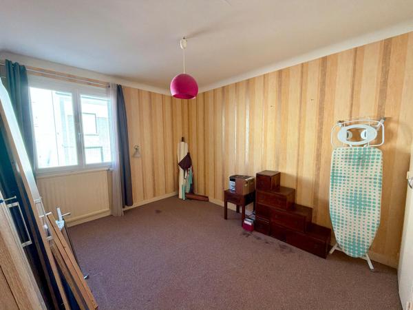 MONTSÛRS – Maison de 133 m² avec logement indépendant, jardin clos et DPE C
