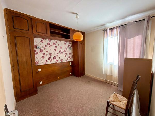 MONTSÛRS – Maison de 133 m² avec logement indépendant, jardin clos et DPE C