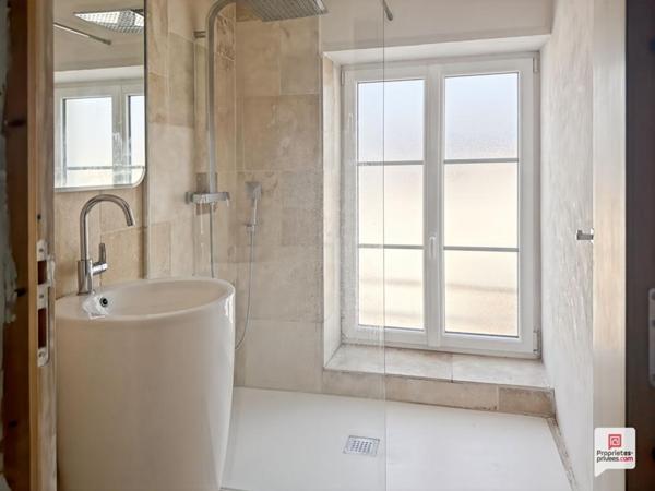 Maison Sable Sur Sarthe 10 pièce(s) 190 m2
