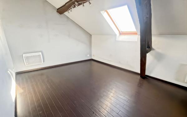 Appartement à vendre    2 pièces • 31,40 m2 Cergy