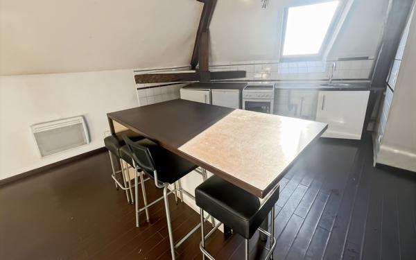 Appartement à vendre    2 pièces • 31,40 m2 Cergy