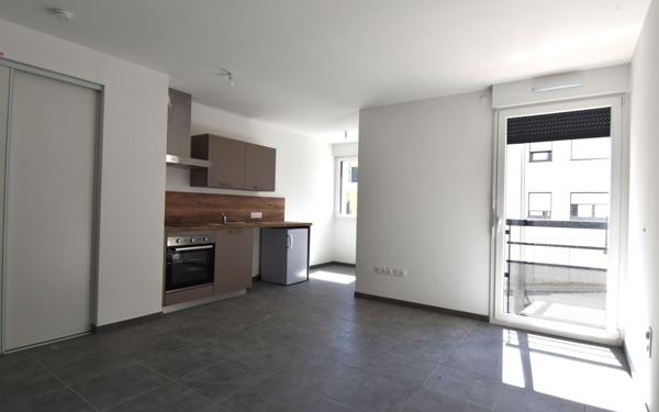 Appartement à louer    1 pièce • 26 m2 Metz
