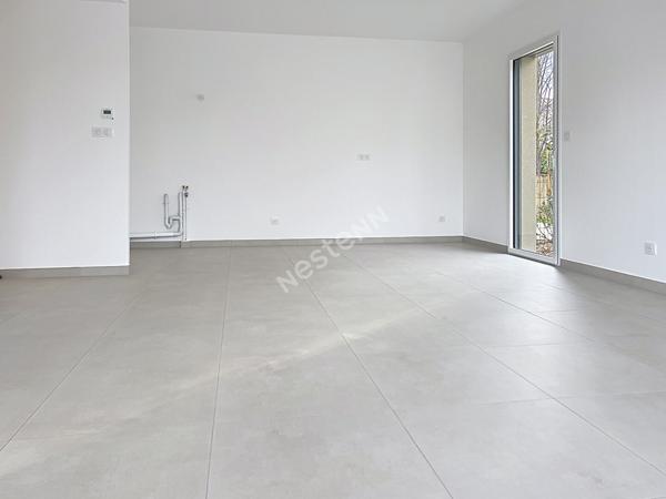 Appartement T3 centre de piuricard 71.64 m2 et 170 m2 d'extérieur