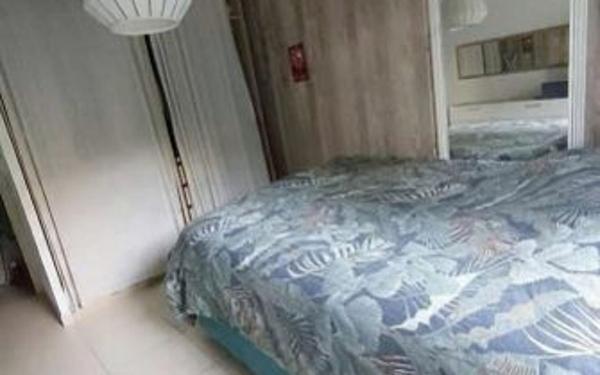 Appartement à vendre    3 pièces • 66 m2 Marseille 12