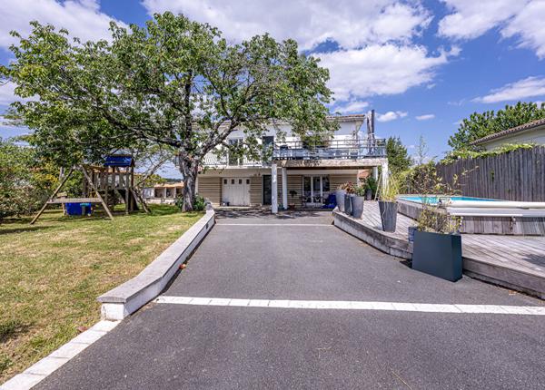 Maison de standing - Idéalement située à Vaux-sur-Mer, au calme, proche des commerces et des plages