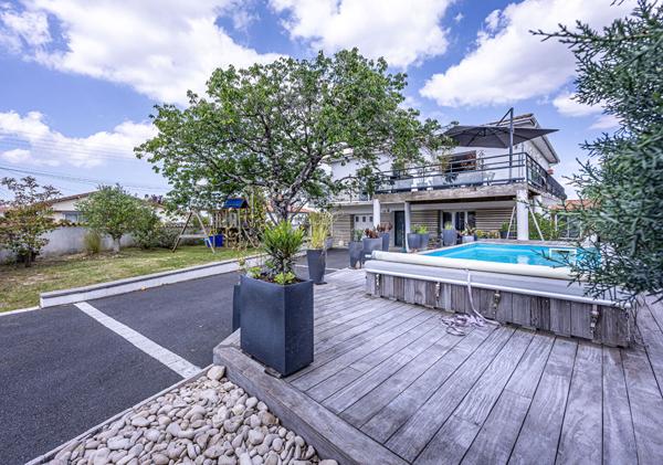 Maison de standing - Idéalement située à Vaux-sur-Mer, au calme, proche des commerces et des plages