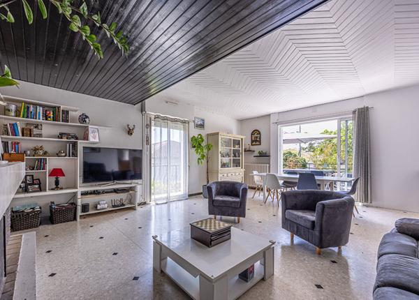 Maison de standing - Idéalement située à Vaux-sur-Mer, au calme, proche des commerces et des plages