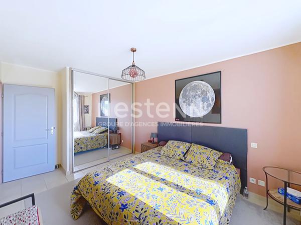 Villa contemporaine T5 de 105 m² avec terrasse, jardin & place de parking, Quartier Réveillon Narbonne 11100