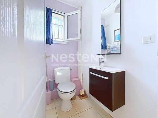 Villa contemporaine T5 de 105 m² avec terrasse, jardin & place de parking, Quartier Réveillon Narbonne 11100