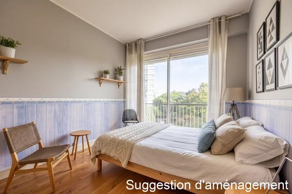 Appartement 92m², 3 chambres, balcons, stationnement