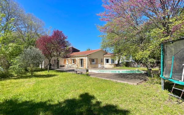 Maison à vendre    7 pièces •  Gignac