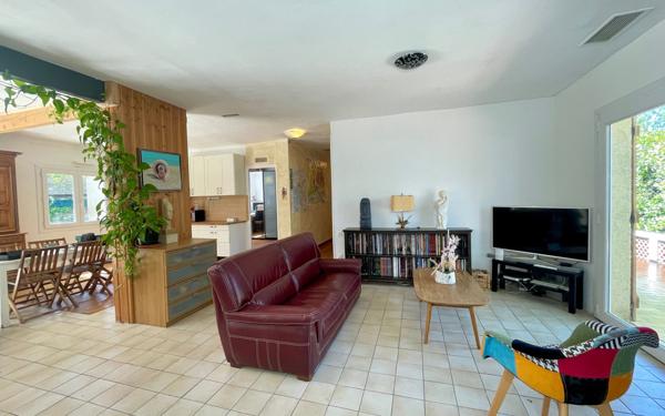 Maison à vendre    7 pièces •  Gignac