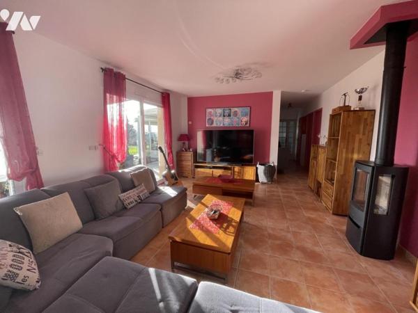 LES MONTS D'ANDAINE, maison 4 chambres, plain-pied, jacuzzi, garages