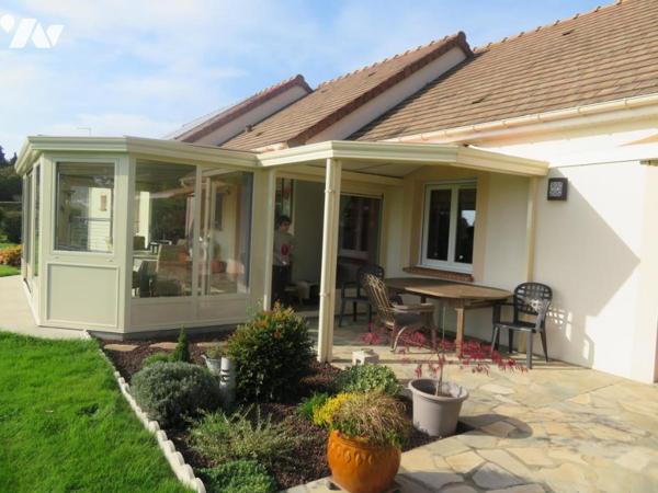 LES MONTS D'ANDAINE, maison 4 chambres, plain-pied, jacuzzi, garages