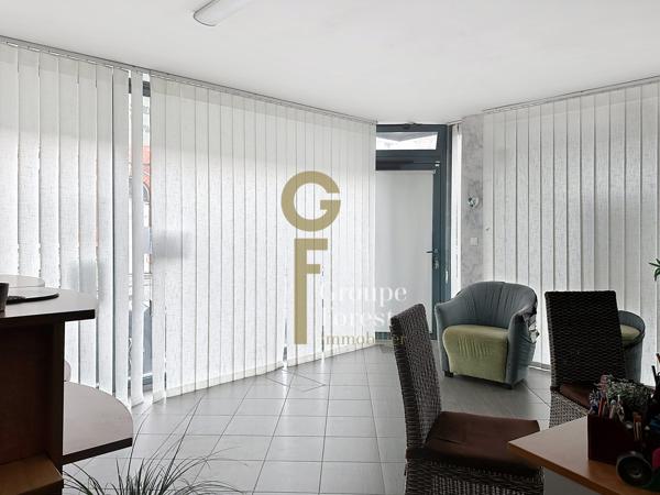 HABITATION ATYPIQUE STYLE LOFT AVEC OU SANS PARTIE COMMERCIALE
