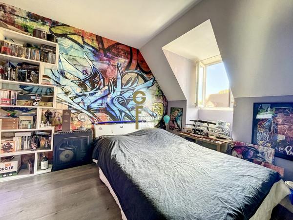 A vendre maison louée avec 3 chambres, un garage et une place de parking