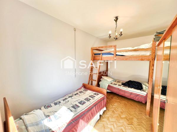 MAISON TRADITIONNELLE 2 LOGEMENTS ET DOUBLE GARAGE