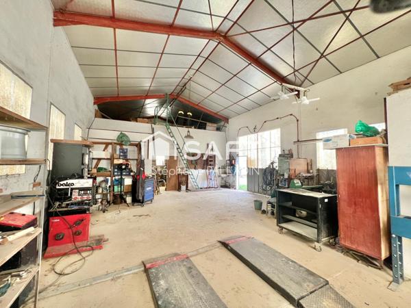 MAISON TRADITIONNELLE 2 LOGEMENTS ET DOUBLE GARAGE