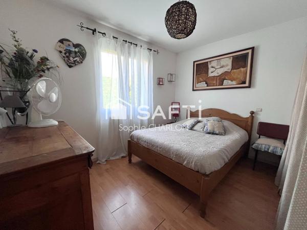 Rare, villa de plain-pied avec piscine