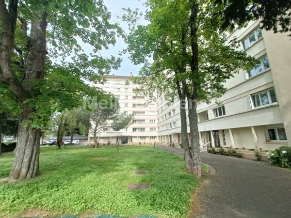 Appartement T4 64m2 rénové quartier saint pavin le mans