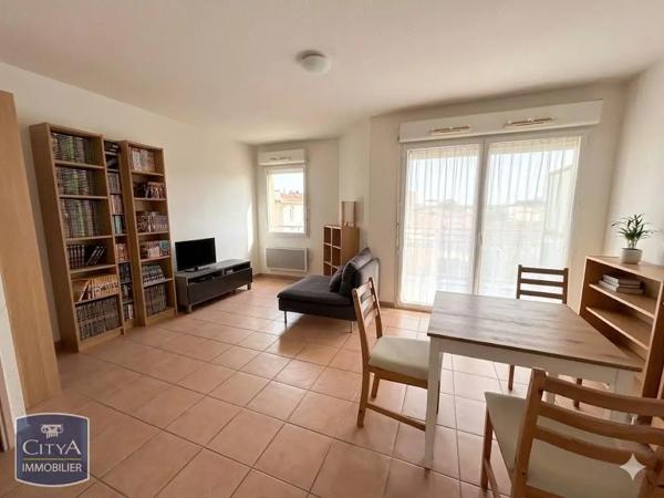 Appartement à louer 2 pièces 41.21m² Carcassonne (11000)