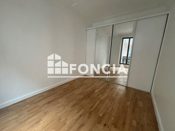 Location Appartement 3 pièces 55.36 m² - 5 RUE GUSTAVE COURBET Paris 75116