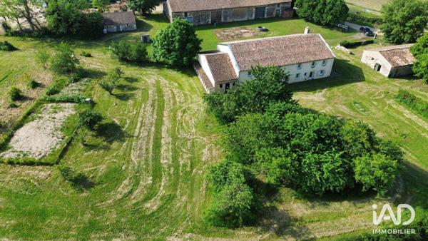 Maison à vendre 8 pièces 363 m² Vouillé