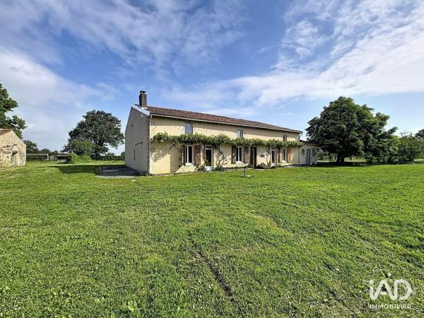 Maison à vendre 8 pièces 363 m² Vouillé