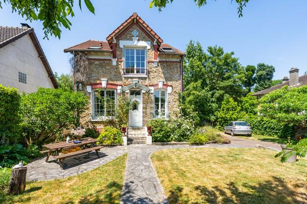 Belle meulière de 1920 Ballancourt Sur Essonne 6 pièce(s) 158 m2