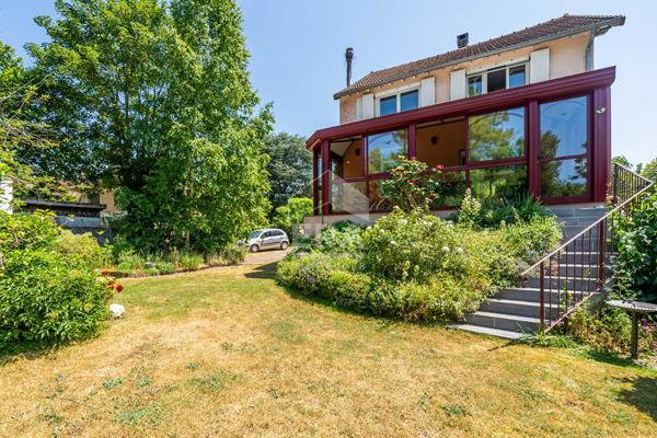 Belle meulière de 1920 Ballancourt Sur Essonne 6 pièce(s) 158 m2