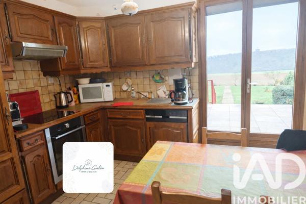 Maison à vendre 6 pièces 125 m² Saint-Rémy-sur-Avre