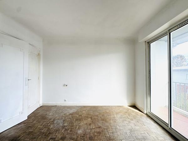 Bayonne BAB Appartement T4 à rénover avec terrasse et garage 280 000 € H.A.I.*